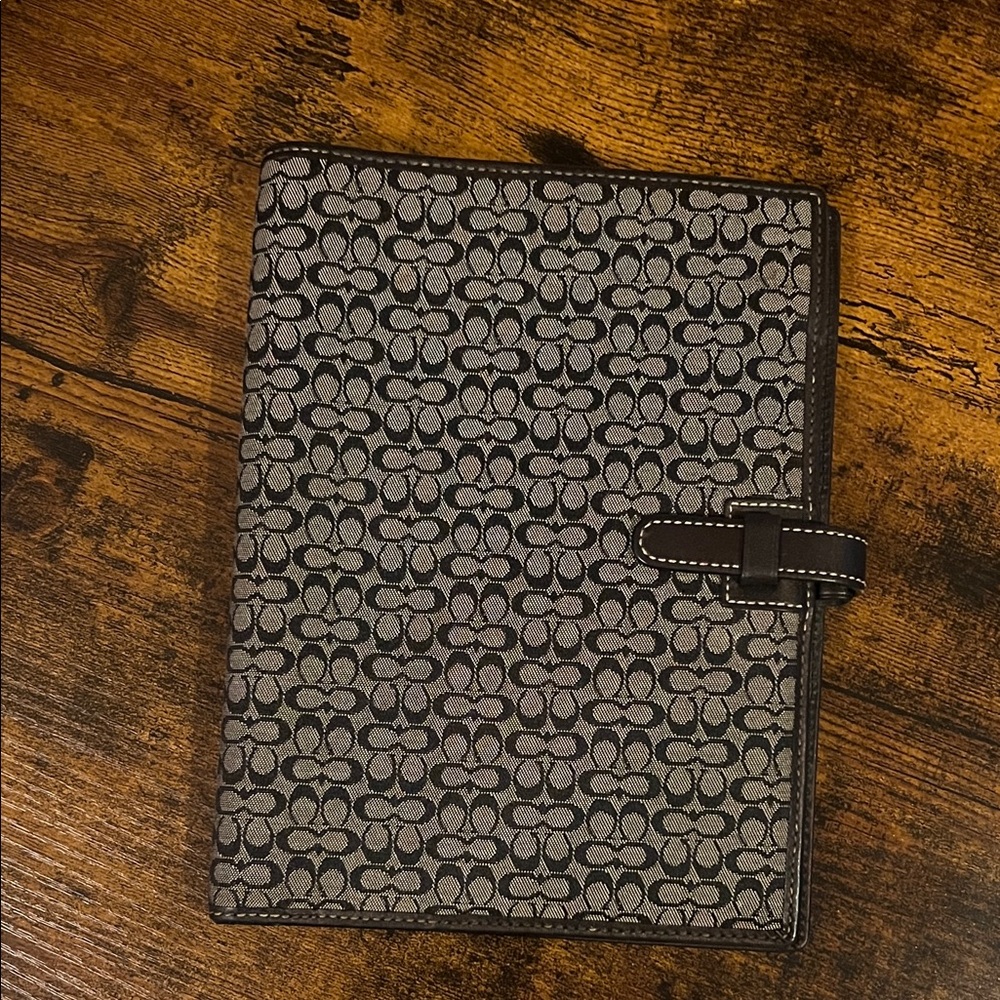Coach Signature Monogram Black and Gray Portfolio/Cover/A5/A5 Slim